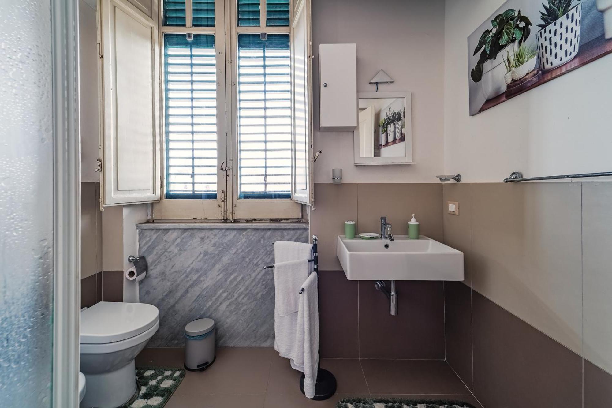 Igea Suite Free Wifi E 2 Min To Yacht Club Igea Palermo Exterior foto